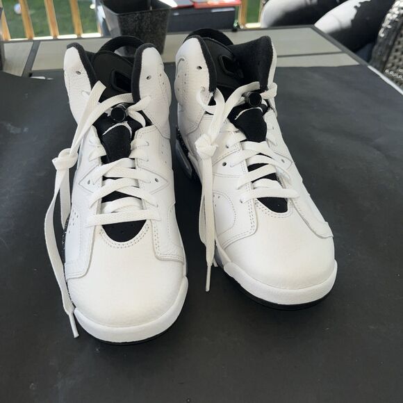384665-112 Jordan 6 Retro Gs Reverse Oreo